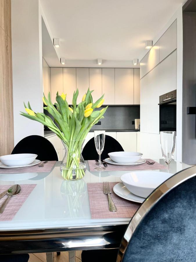 Apartament Bianco Classic W Centrum Miasta. Częstochowa Екстериор снимка